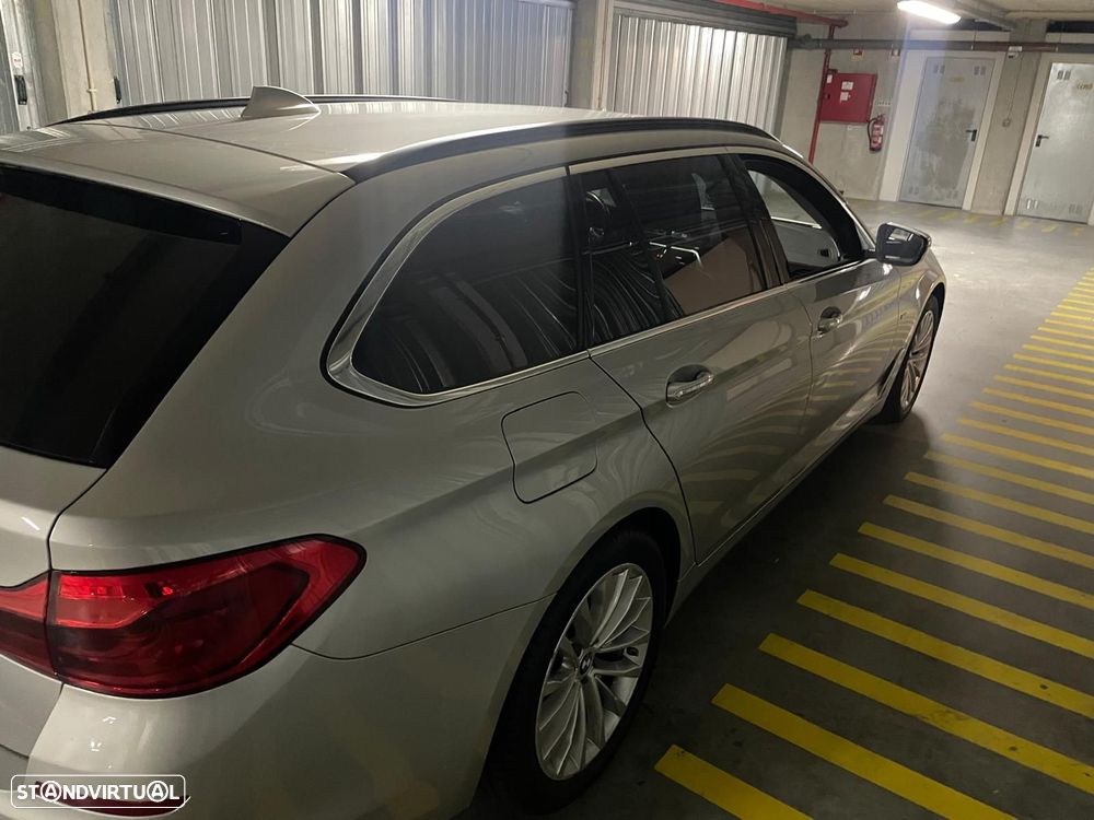 BMW 520 d xDrive Line Luxury Auto - 11