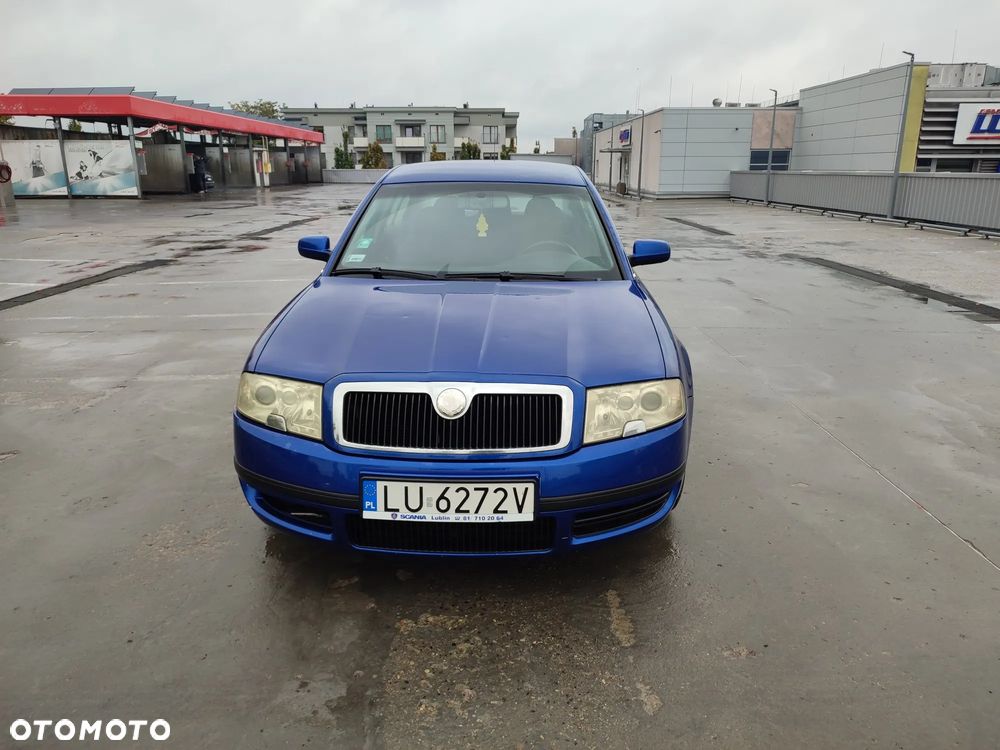 Skoda Superb 2003 photo 3