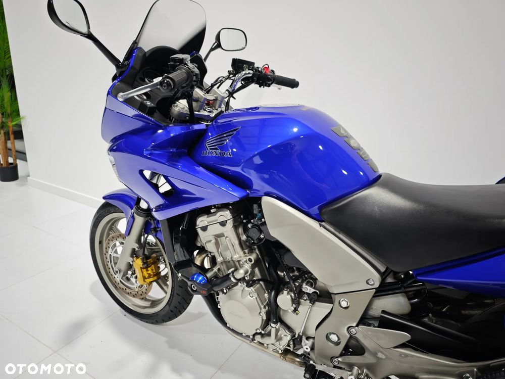 Honda CBF - 36