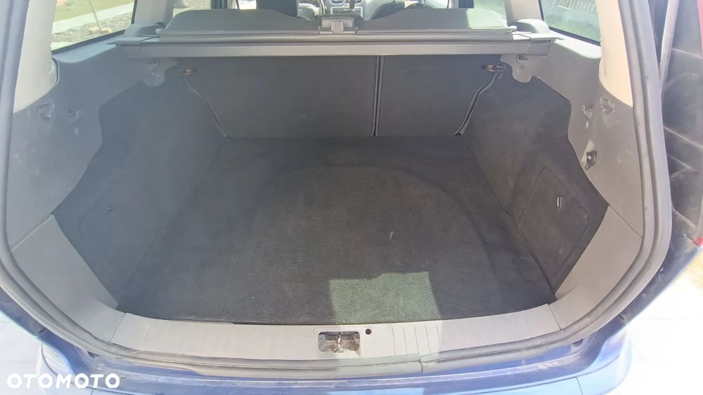 Ford Focus 2.0 TDCi Sport DPF - 16