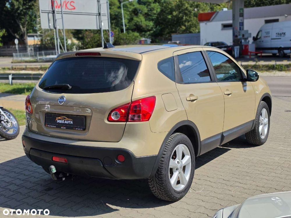 Nissan Qashqai - 4