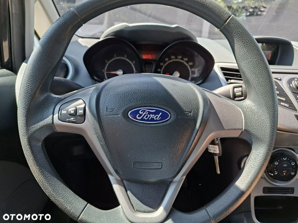 Ford Fiesta 1.25 Trend EU6 - 17