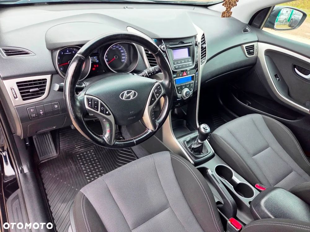 Hyundai i30 1.6 GDI Comfort - 25