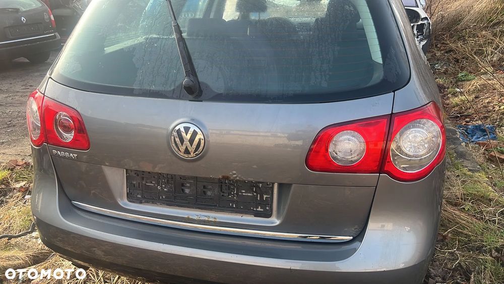 VW Passat B6 LA7T  klapa tylna bagażnika - 1