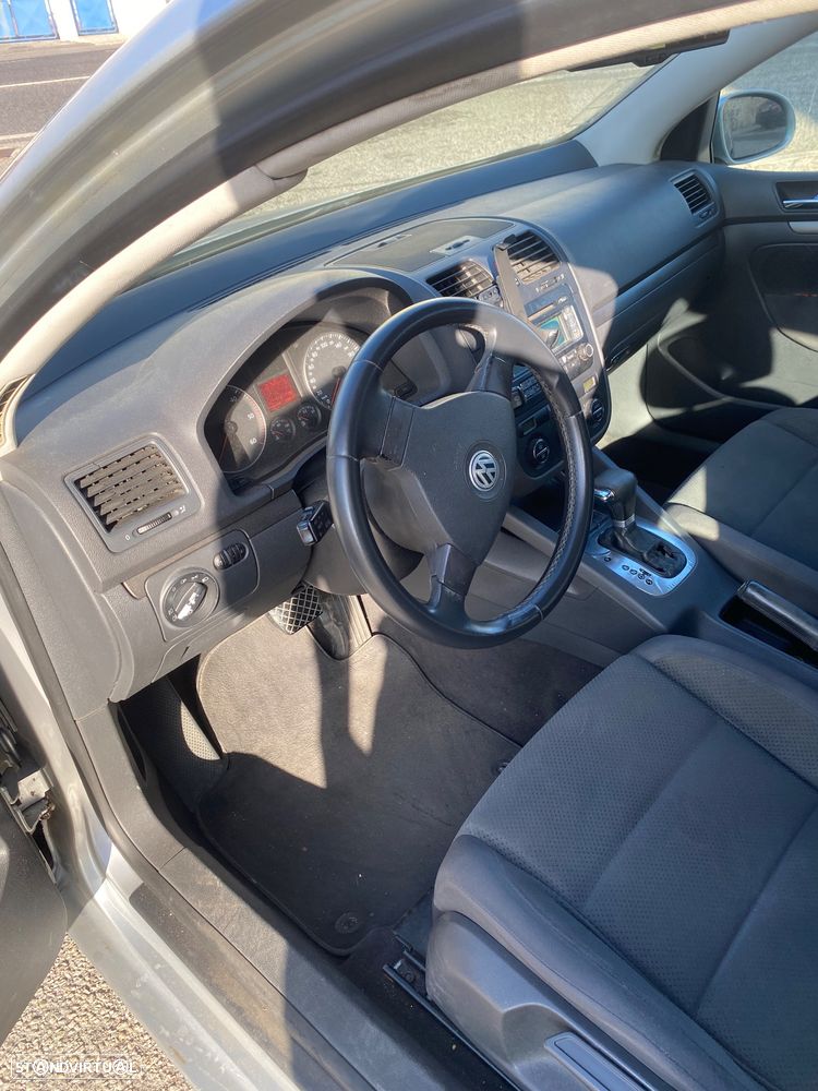 VW Golf 1.9 TDi Highline Aut. - 2