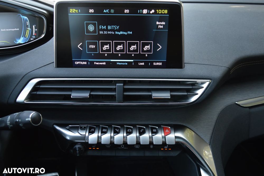 Peugeot 3008 PHEV 300 EAT8 4X4 GT - 26