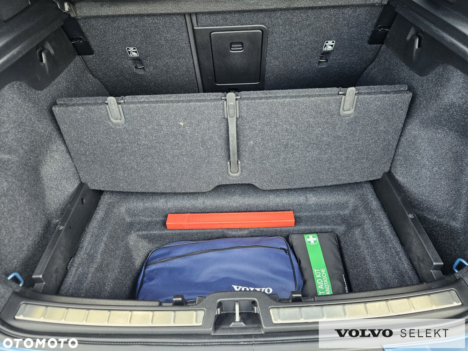 Volvo C40 - 30