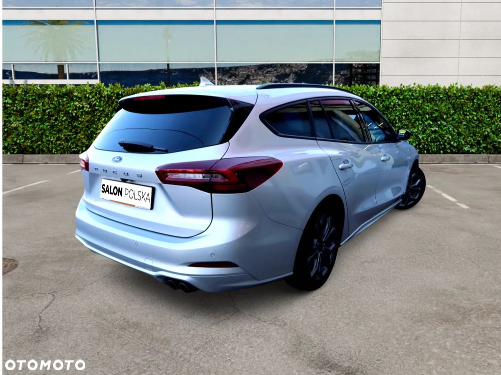 Ford Focus - 8