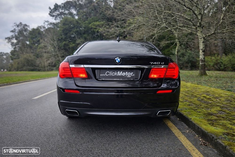 BMW 740 d Pack M - 21