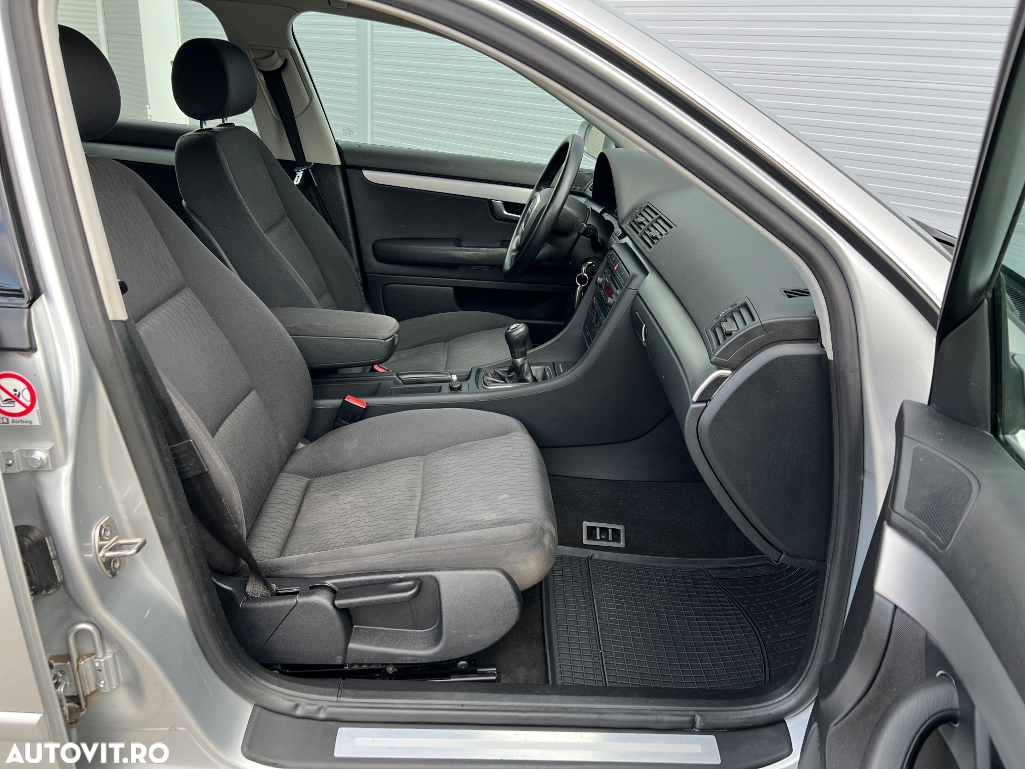 Audi A4 Avant 2.0 TDI - 10