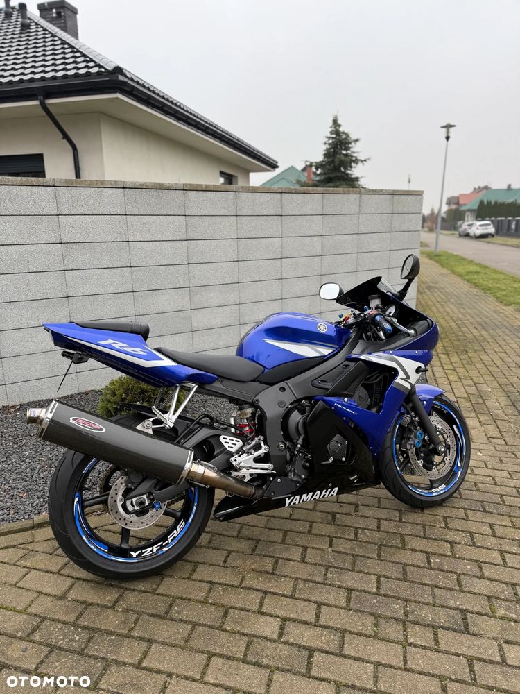 Yamaha R6 - 4