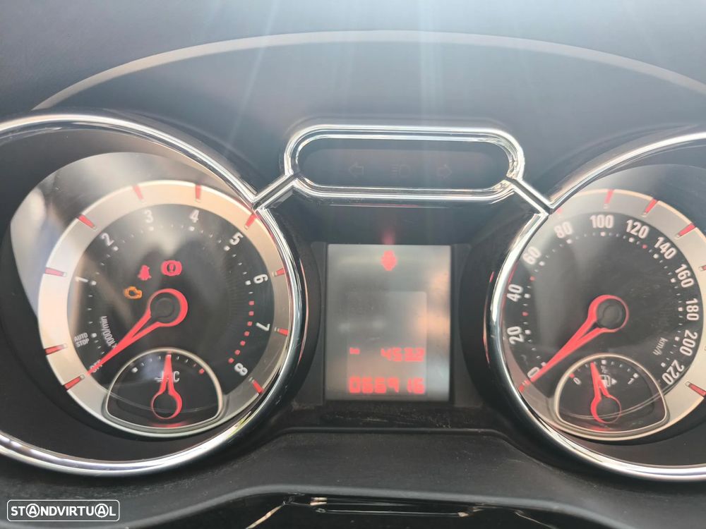 Opel Adam 1.2 Glam J18 - 11