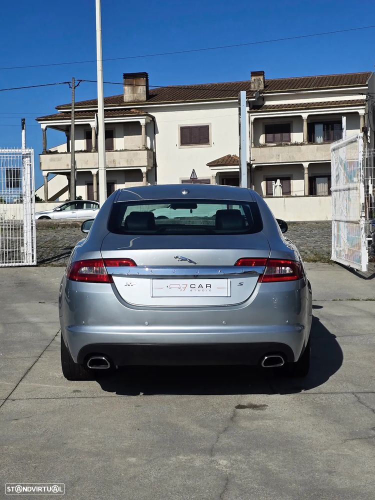 Jaguar XF 3.0 D V6 S Premium Luxury - 24