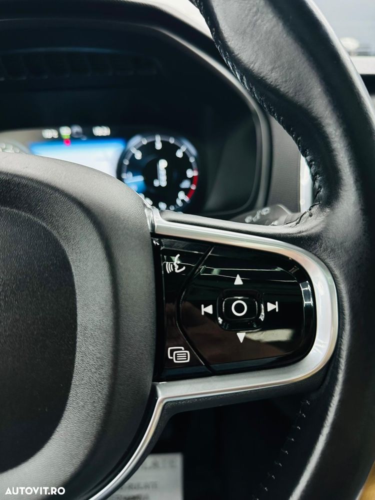 Volvo XC 90 D4 Geartronic Momentum - 37