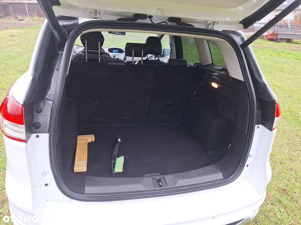 Ford Kuga 2.0 TDCi 4WD Titanium Plus - 13