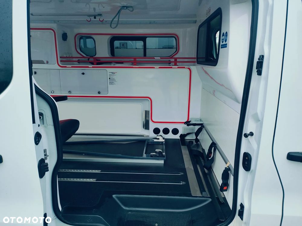 Renault Trafic Grand Combi Life - 12