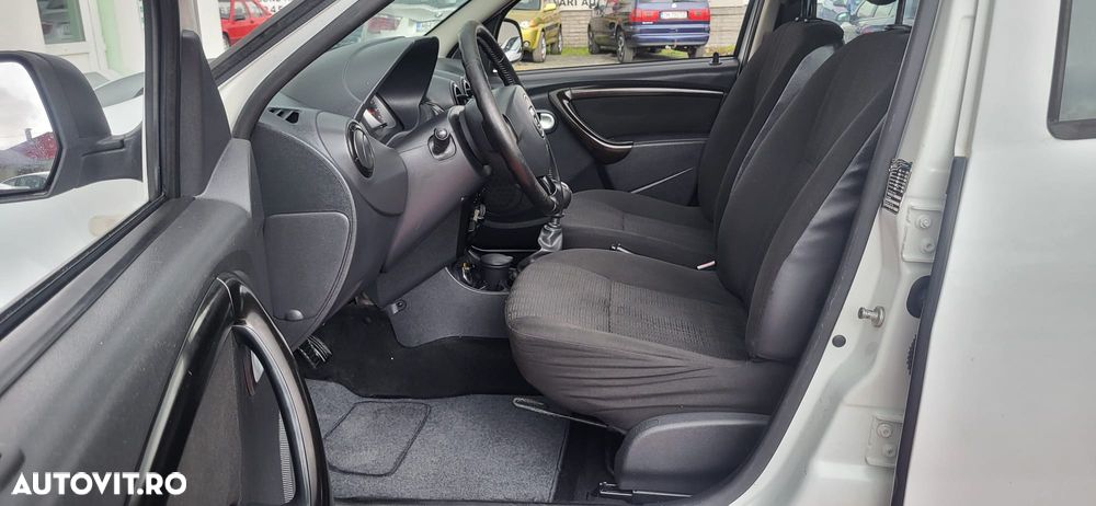 Dacia Duster SCe 115 4x2 Ambiance - 12