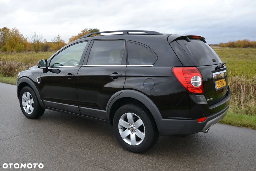 Chevrolet Captiva 2.4 LS - 3