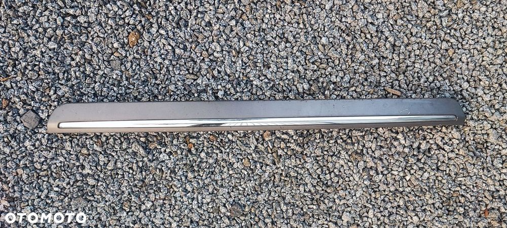 LISTWA KLAPY TYLNEJ BAGAŻNIKA LAGUNA II KOMBI LIFT 8200376862 - 2