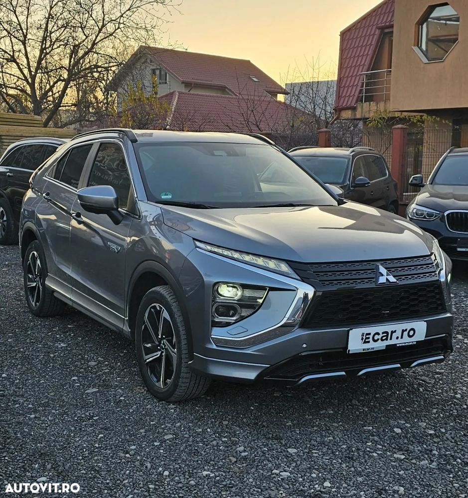 Mitsubishi Eclipse-Cross Plug-In Hybrid 4WD Plus Select - 2