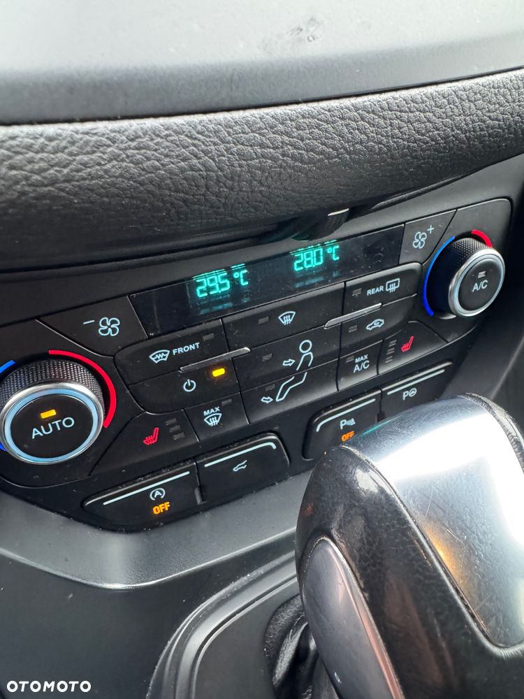 Ford Kuga 2.0 EcoBlue 4x4 ST-LINE - 17