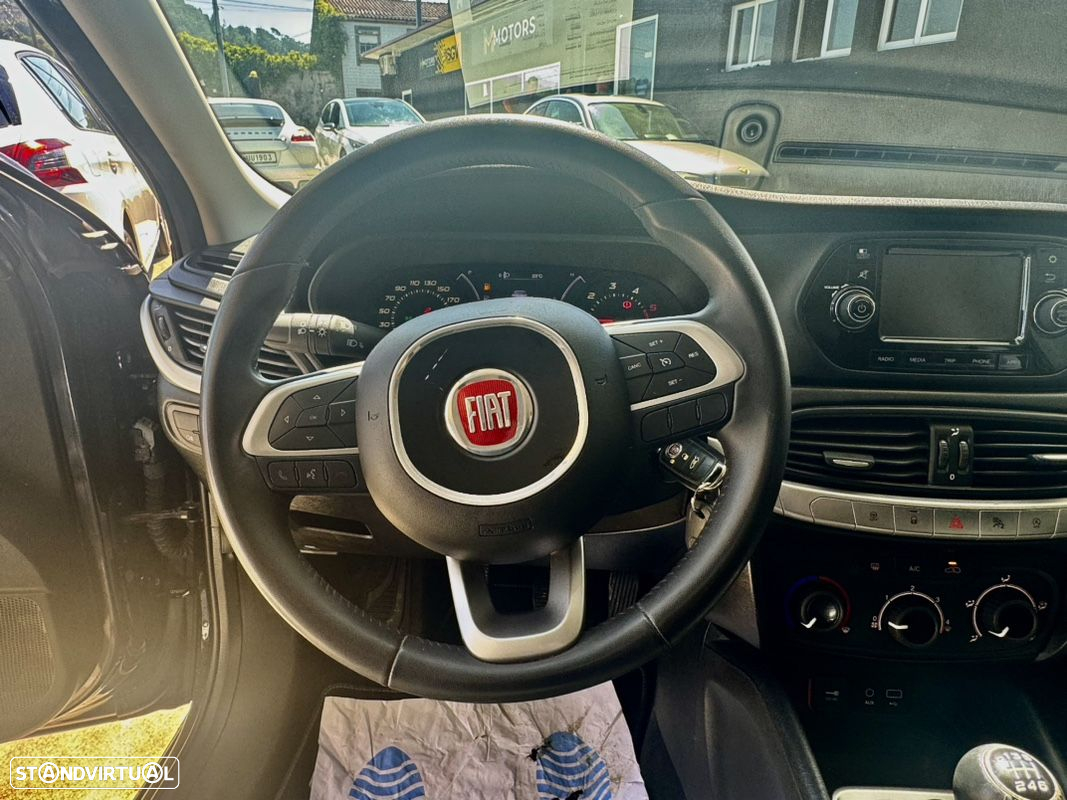 Fiat Tipo Station Wagon 1.6 M-Jet Lounge J17 - 19