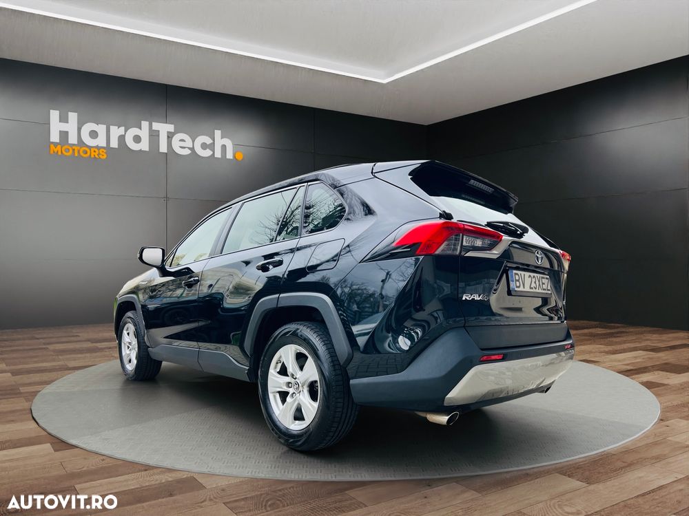 Toyota RAV4 - 4