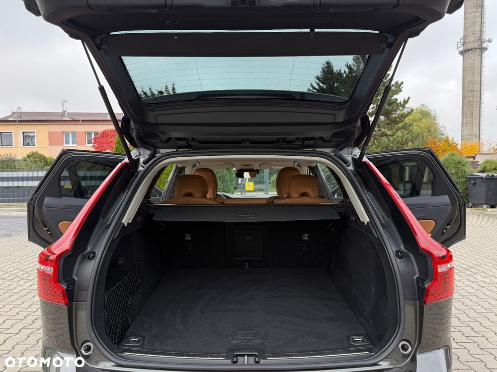 Volvo XC 60 B4 B Geartronic Momentum Pro - 29