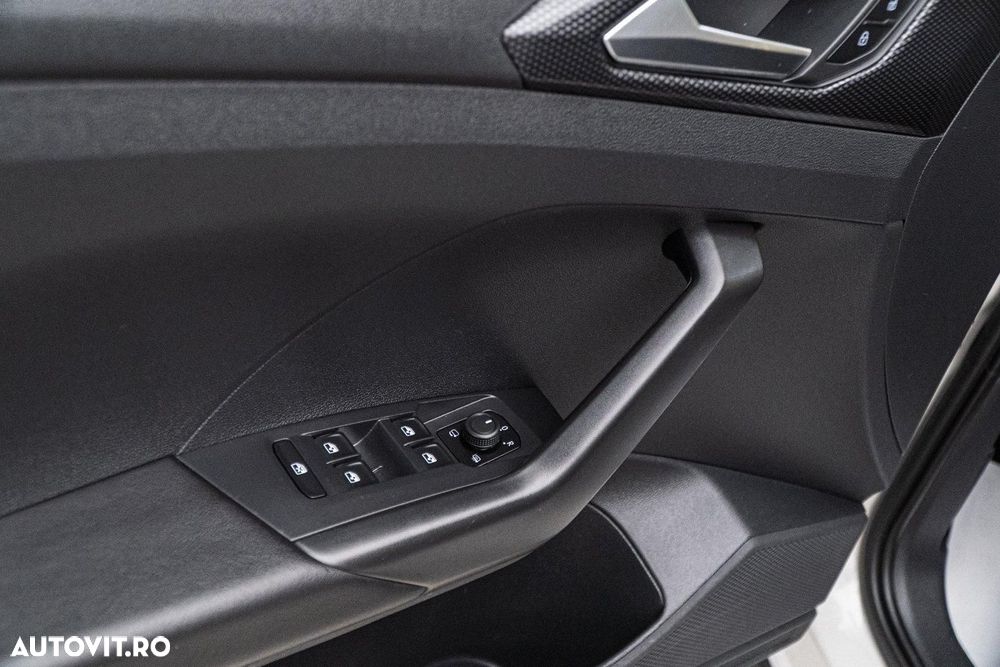 Volkswagen T-Cross 1.0 TSI Life - 23