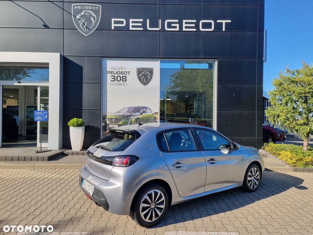 Peugeot 208 - 11