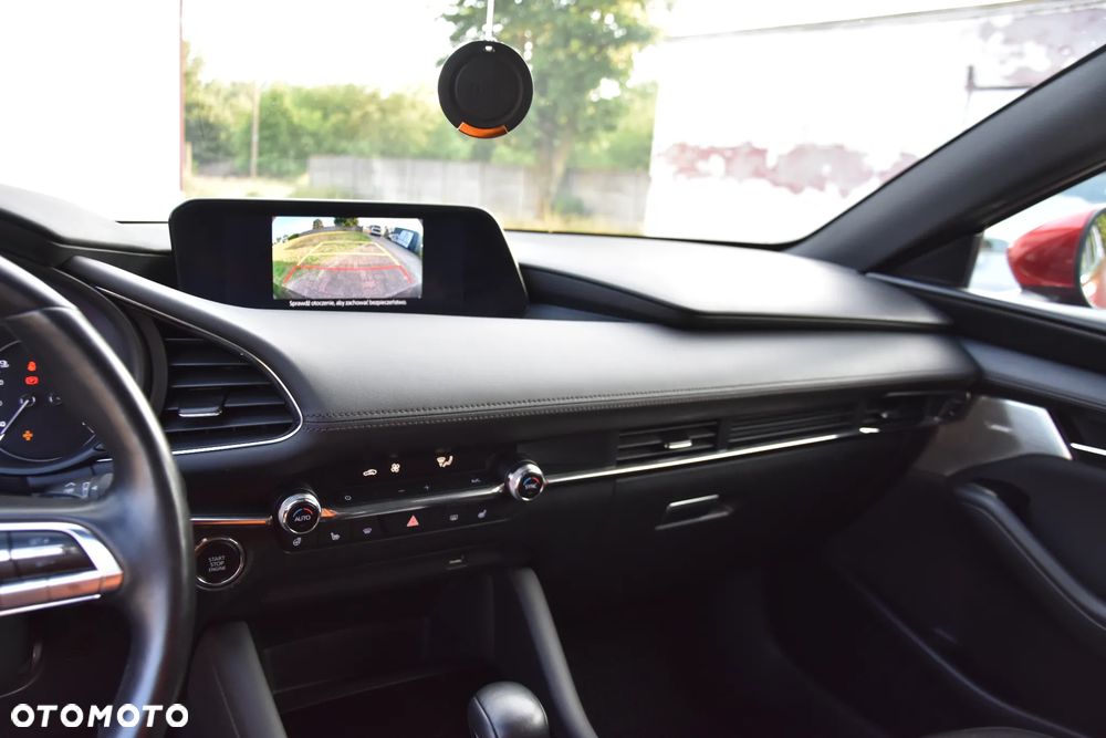 Mazda 3 e-SKYACTIV-G 2.0 M HYBRID DRIVE - 15