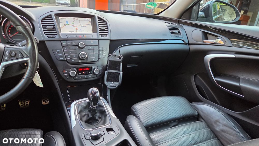 Opel Insignia 1.6 Turbo Cosmo - 29