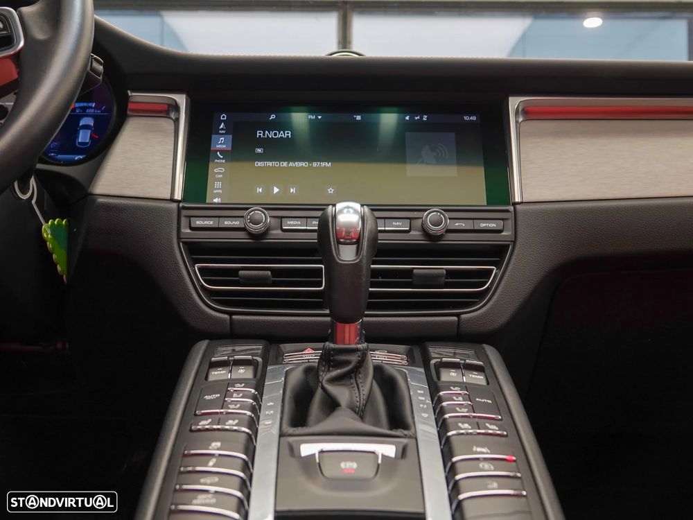 Porsche Macan 2.0T - 48
