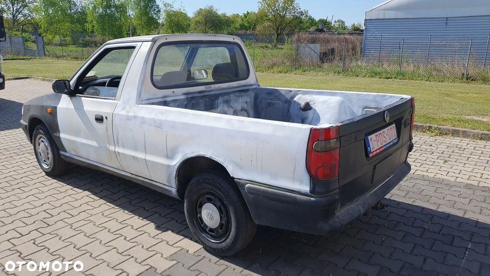 Volkswagen Caddy - 4