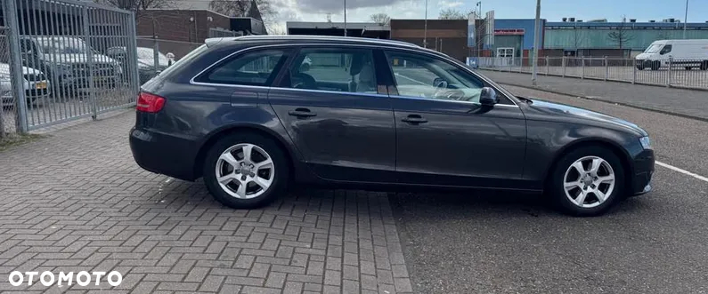 Audi A4 - 5