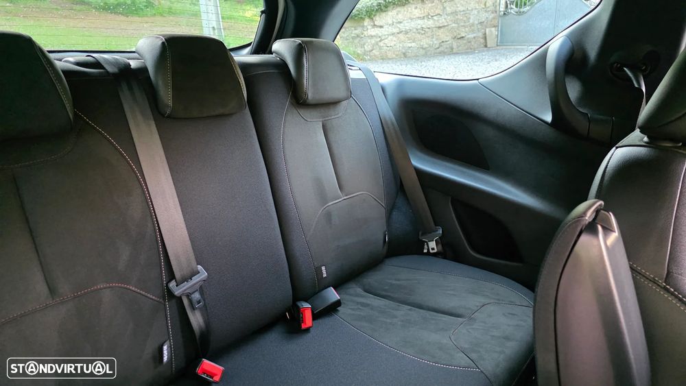 Citroën DS3 1.6 BlueHDi Sport Chic - 16