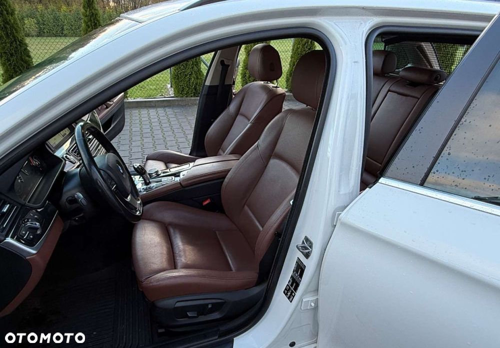 BMW Seria 5 - 12