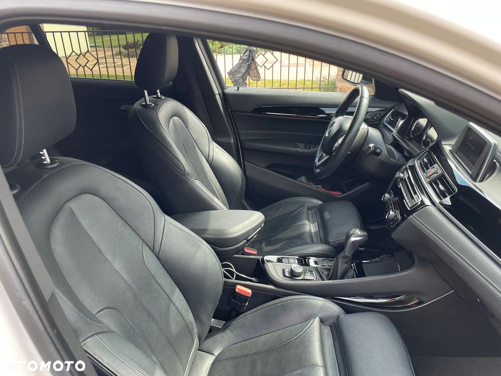 BMW X2 sDrive20i Advantage Plus - 17