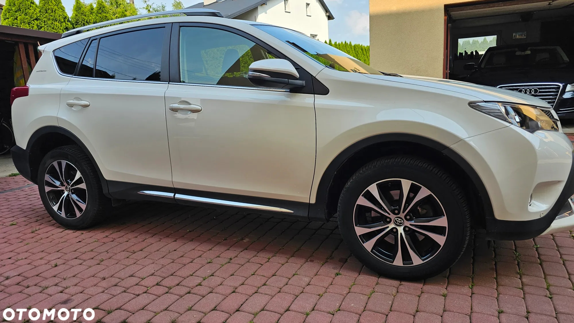 Toyota RAV4 2.0 D-4D 4x4 Comfort - 18