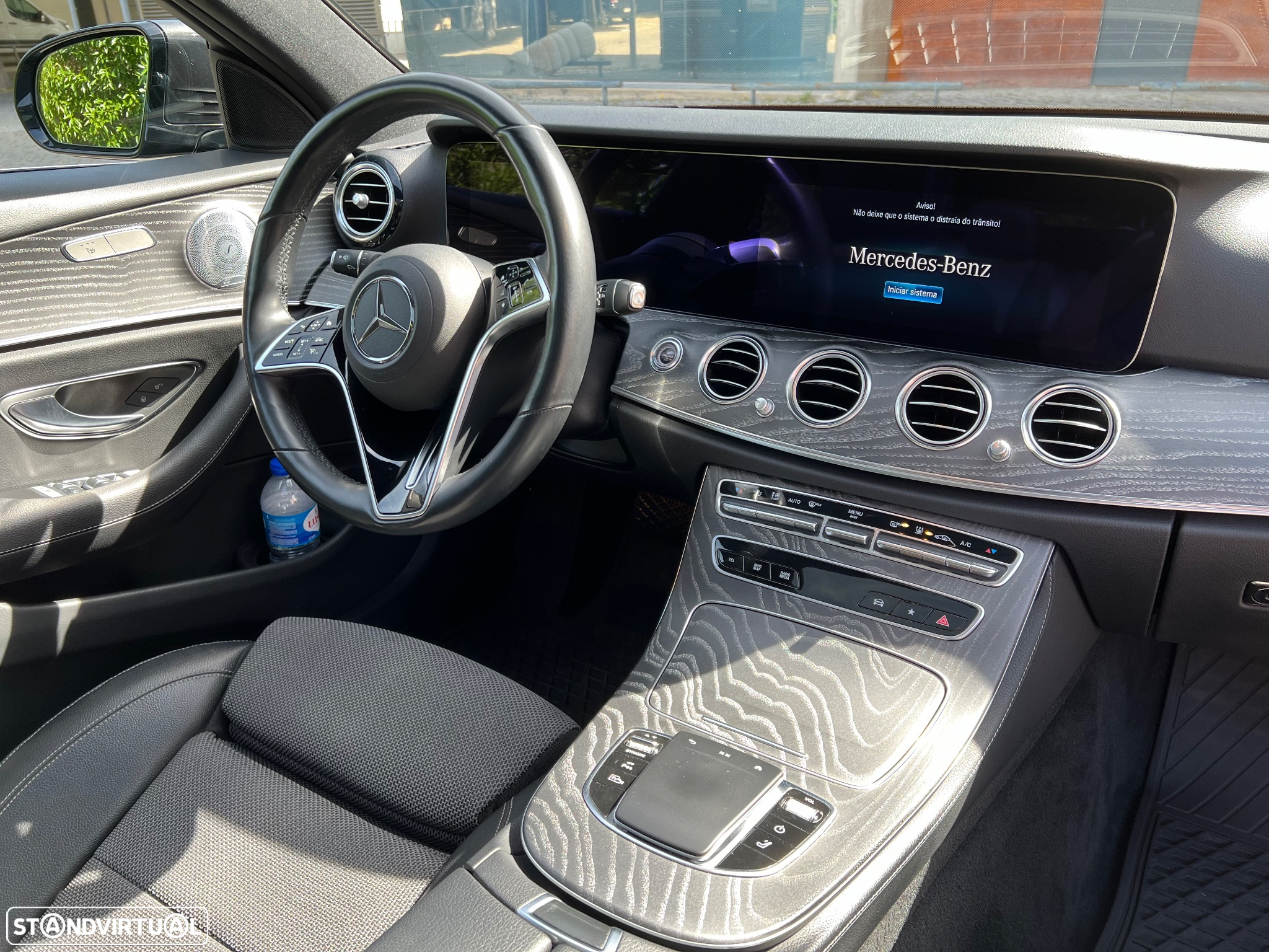 Mercedes-Benz E 300 de AMG Line - 16
