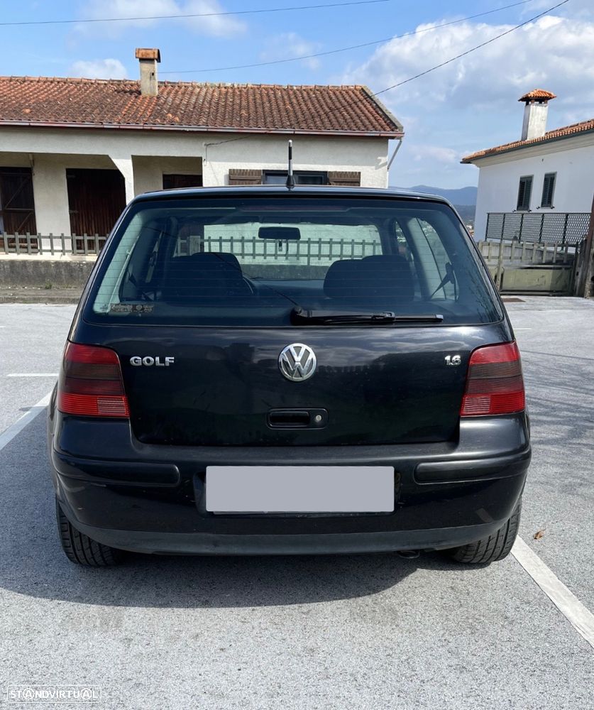 VW Golf 1.6i Highline - 4