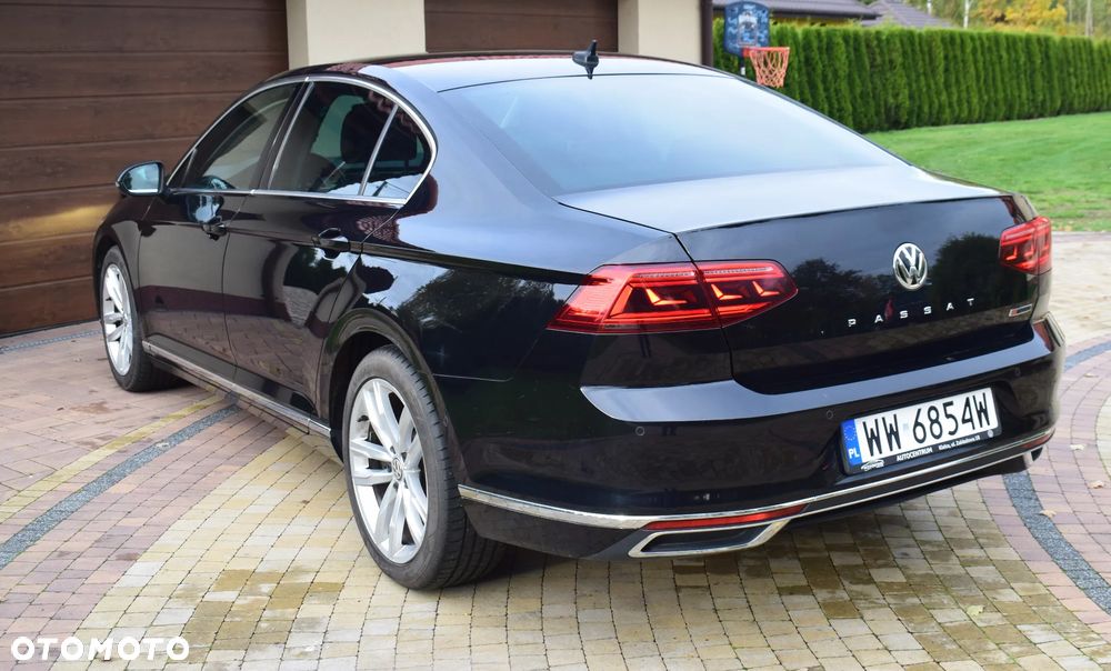 Volkswagen Passat - 5