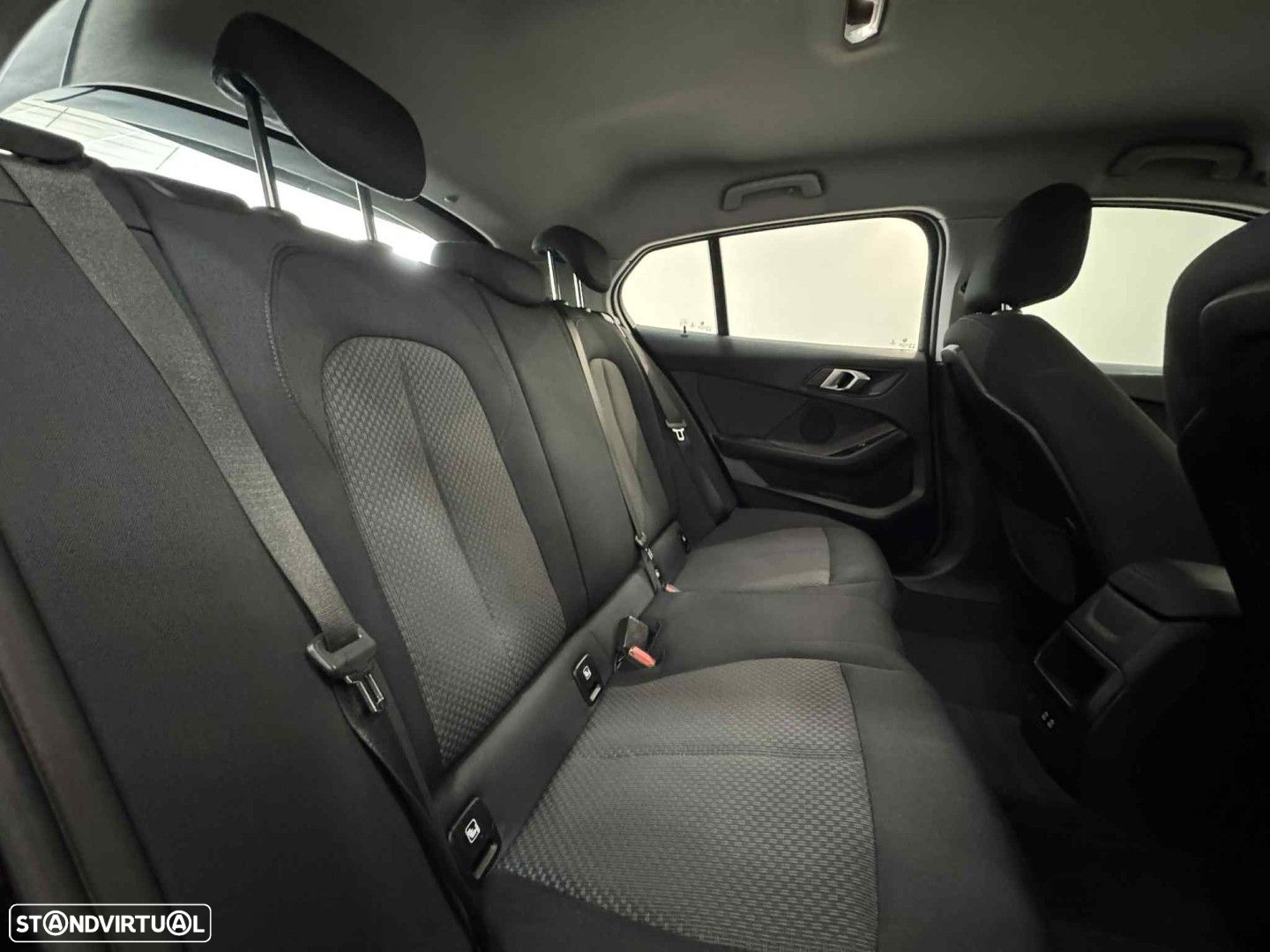 BMW 116 d Advantage Auto - 14