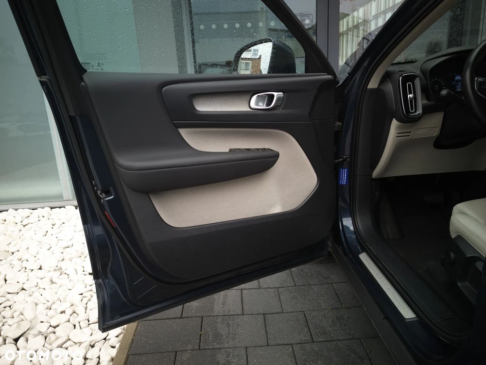 Volvo XC 40 T3 Inscription - 15
