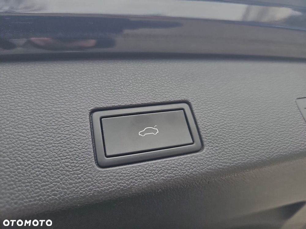 Volkswagen Golf 1.5 eTSI OPF DSG Style - 21