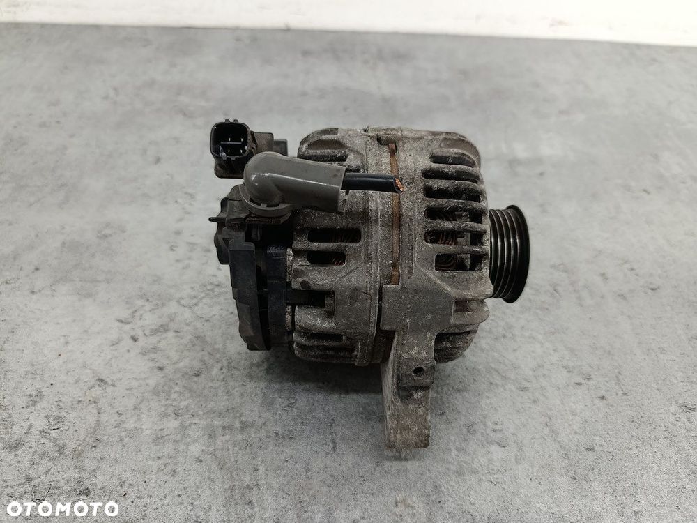 ALTERNATOR TOYOTA COROLLA IX E12 27060-0D030-B  0124315024 BOSCH 1.4 16V - 5