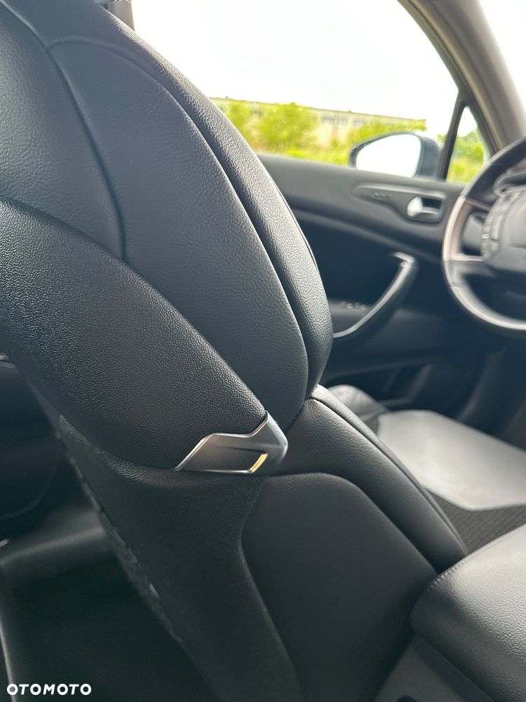 Citroën C5 2.0 HDi Exclusive - 29