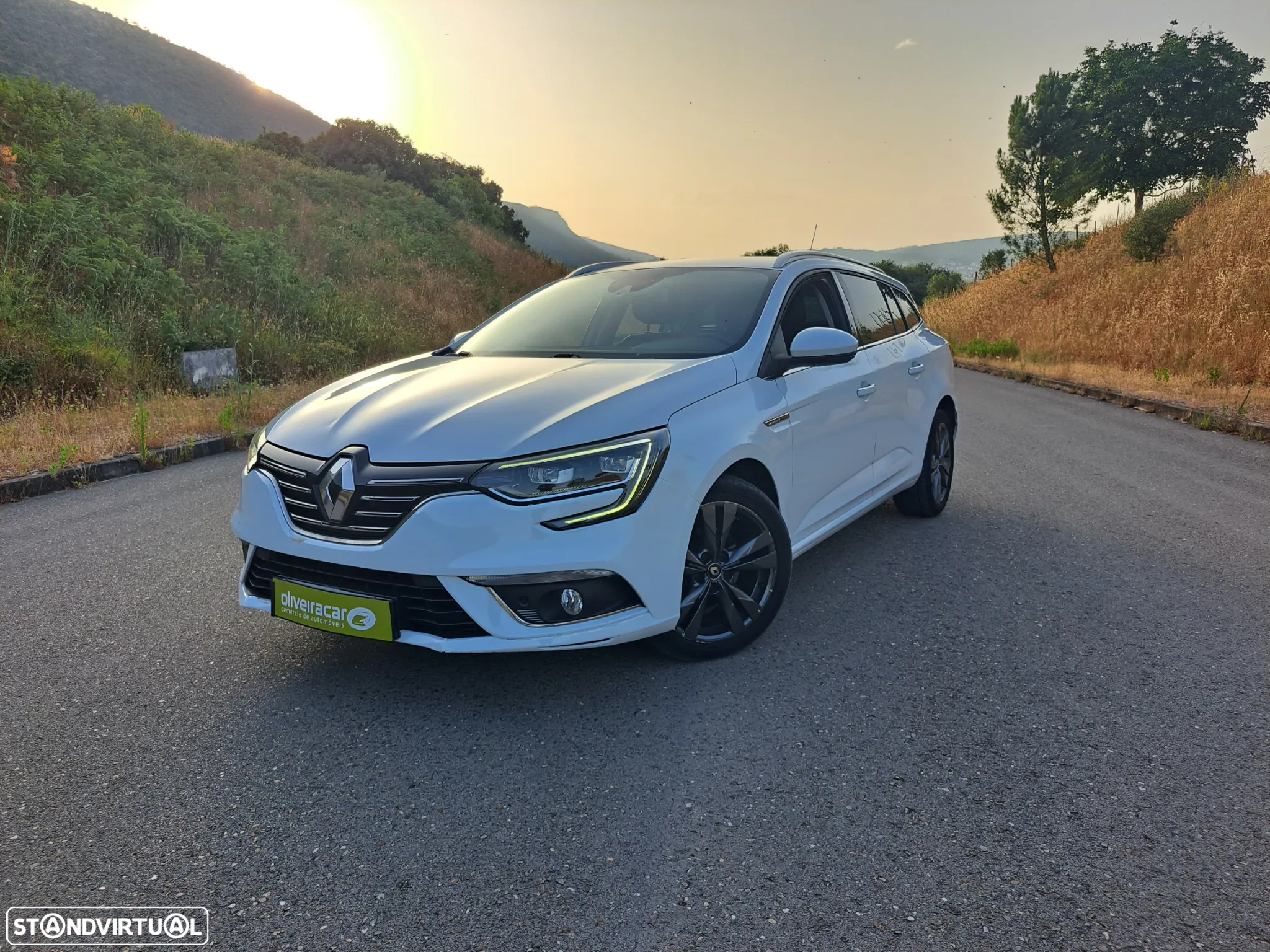 Renault Mégane Sport Tourer 1.5 Blue dCi Intens - 8