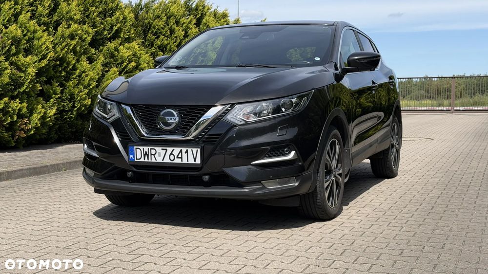 Nissan Qashqai 1.3 DIG-T N-Connecta DCT - 1