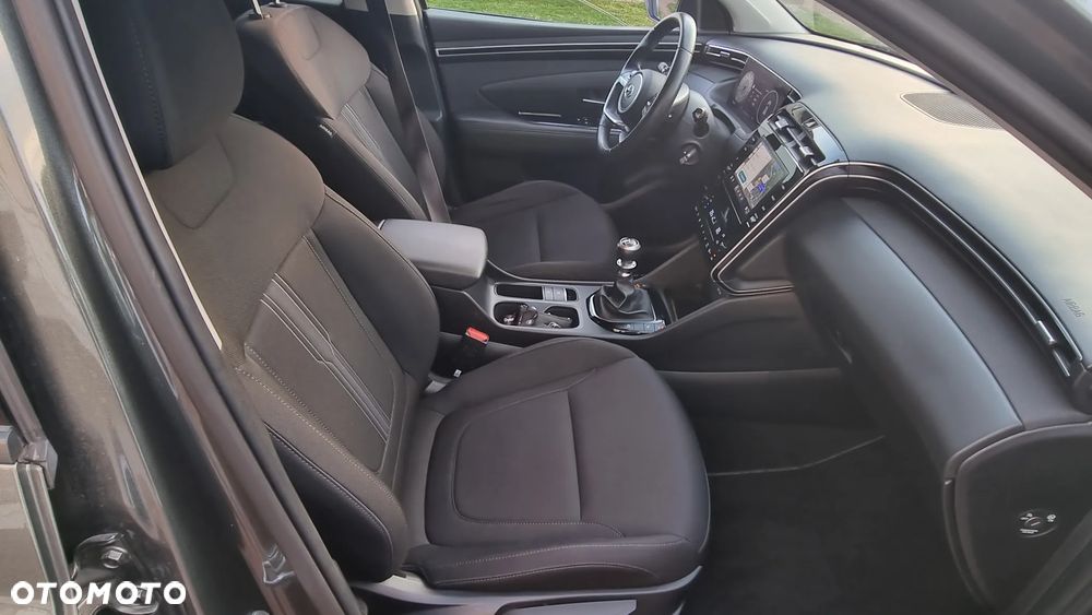 Hyundai Tucson 1.6 T-GDi Executive 2WD - 31